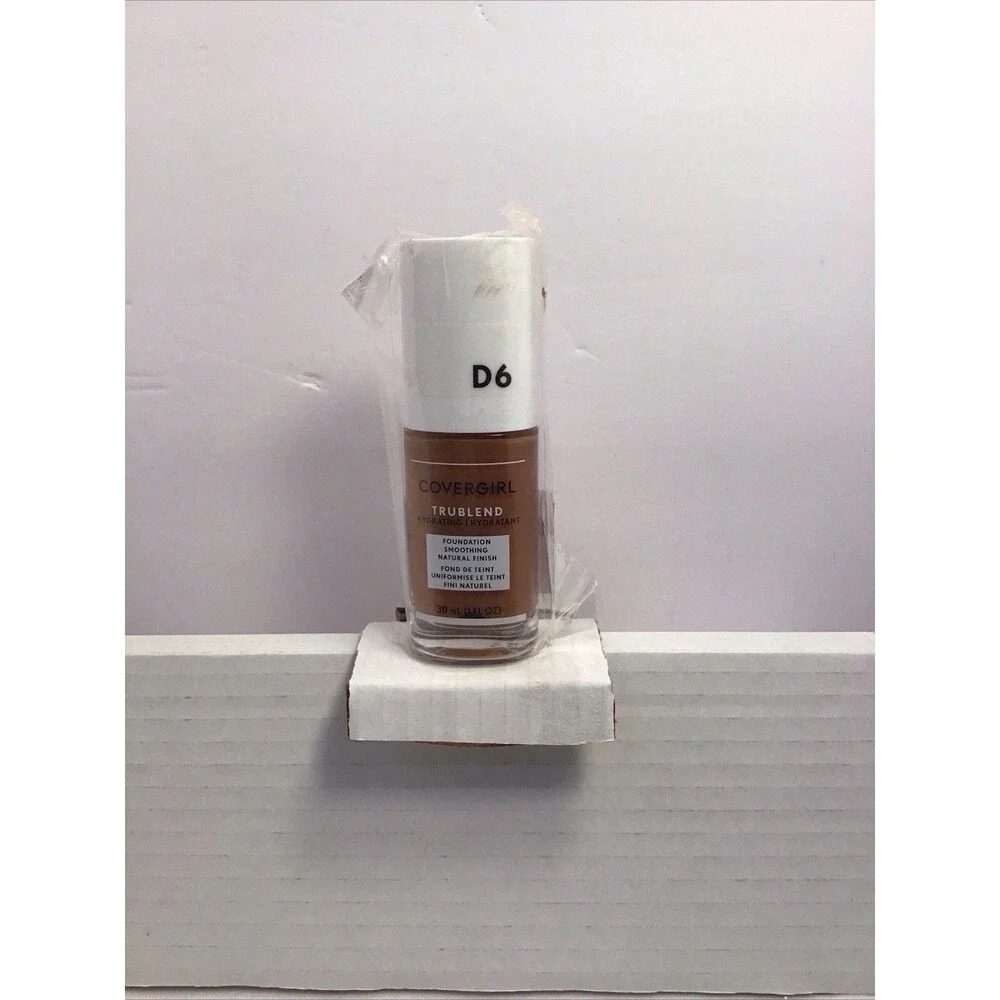 COVERGIRL TRUBLEND Liquid Foundation - 1 fl oz - D6